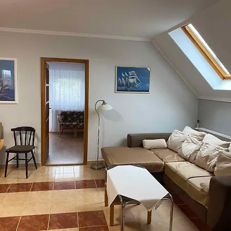 In - Balaton 18867 Gyenesdiás