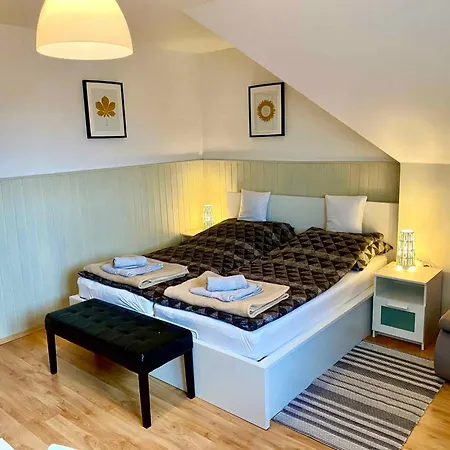 Dom wakacyjny In - Balaton 18867 Gyenesdiás